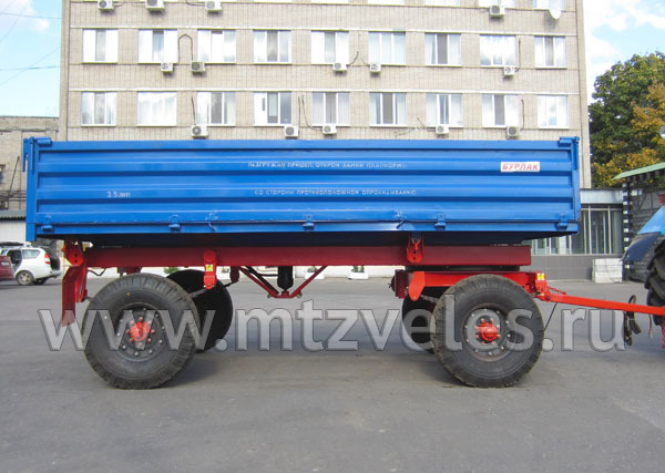 Тракторный прицеп 2ПТС-4.5