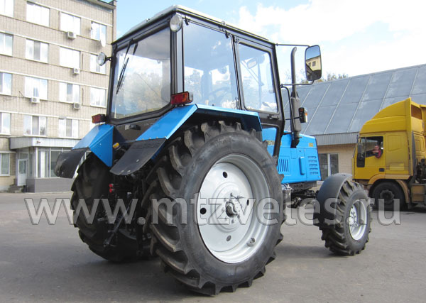 Трактор МТЗ 892
