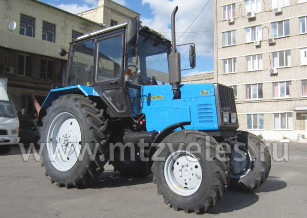 Трактор МТЗ 952