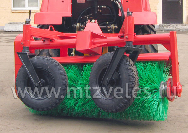 Щетка УН-320 для МТЗ 320