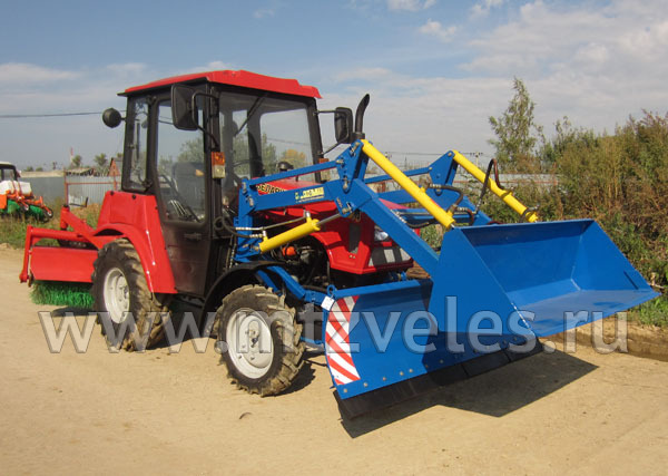 Коммунальная машина ПФС-320БКУ