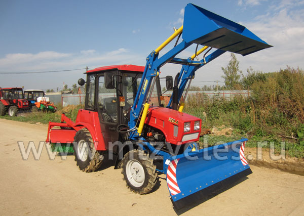 Коммунальная машина ПФС-320БКУ