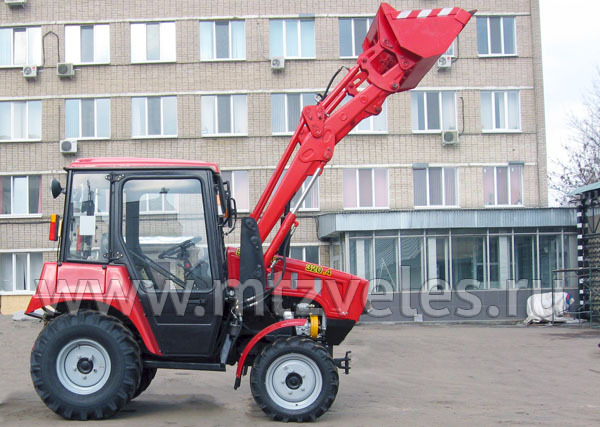 Погрузчик УН-П-320, с ковшом, на МТЗ 320